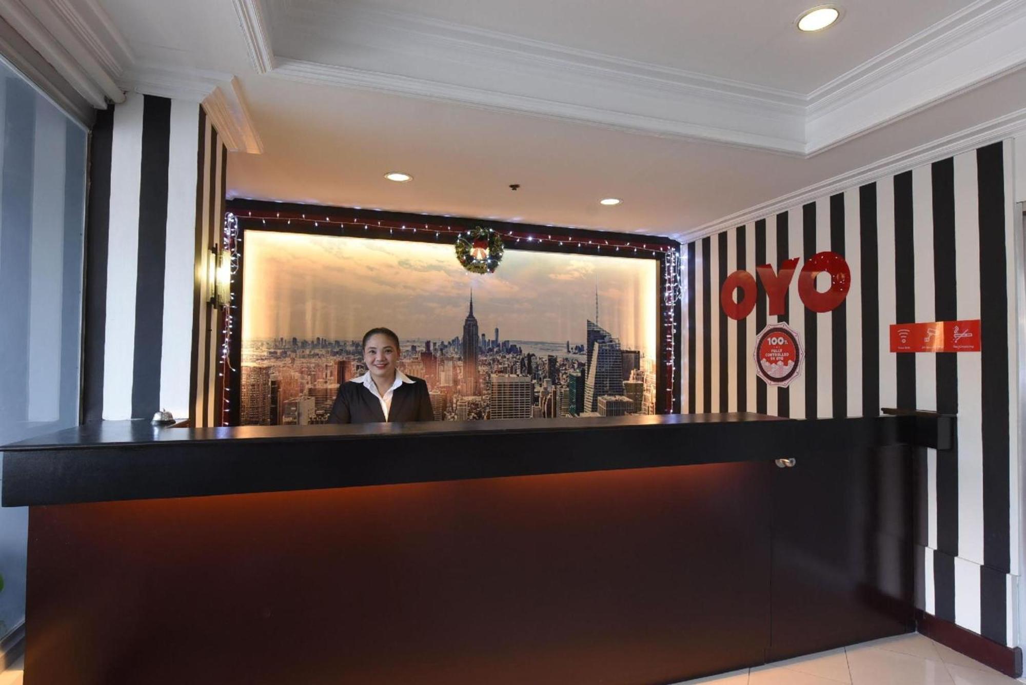 Oyo115北岭大厦酒店 奎松市 外观 照片